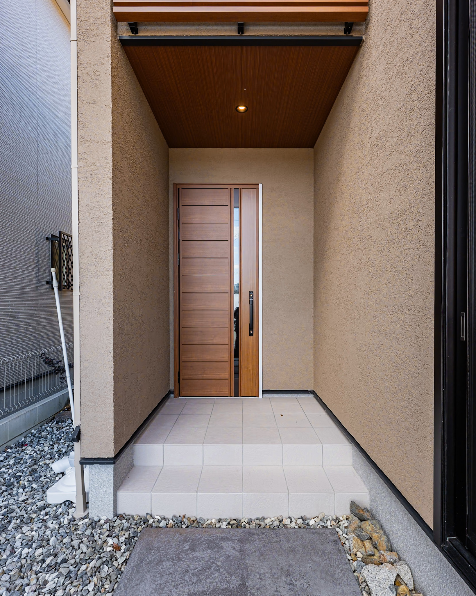 狭小地のキッチンダイニングをグーンと広げる認知設計