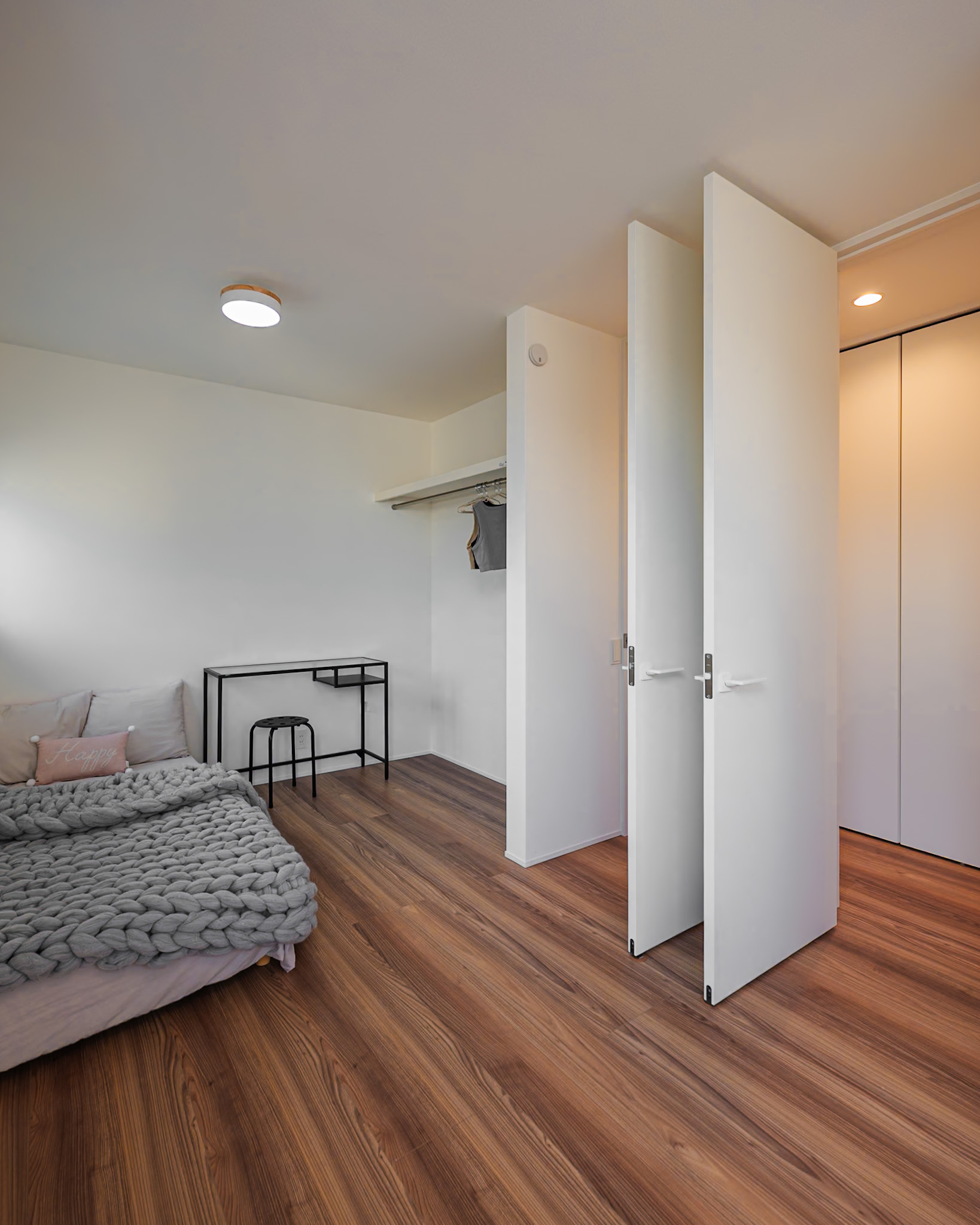 子ども部屋は将来分けられるように左右対称に。暮らし方によってお部屋の数を変えらる。